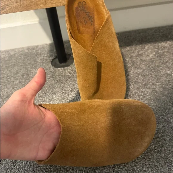 Seychelles Tan Suede Wonen's Loafers - Picture 2 of 4